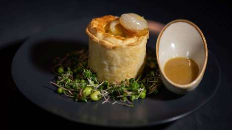 Main Chicken Pie