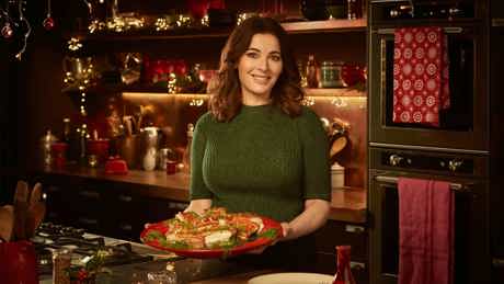 Nigella’s Cook, Eat, Repeat Christmas Special on BBC Lifestyle (DStv channel 174) on Sunday, 19 December at 20:00 (new)