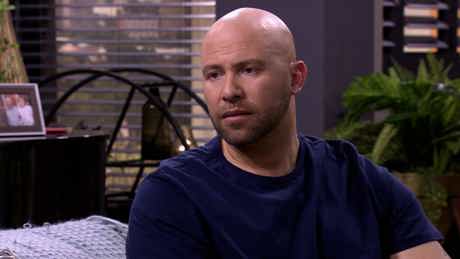 Steve struggles with feelings that he may have for Janneke in Binnelanders on kykNET (DStv channel 144). 