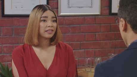 Zoe (left) thinks that Donovan (right) is scamming her aunt, Bridgette in Suidooster on kykNET (DStv channel 144).