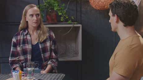  Samantha (left) isn’t happy when Justin (right) makes it clear that he doesn't want to be her friend. 