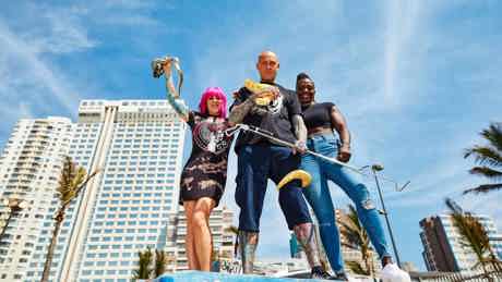 Snakes In The City S8 Team 4